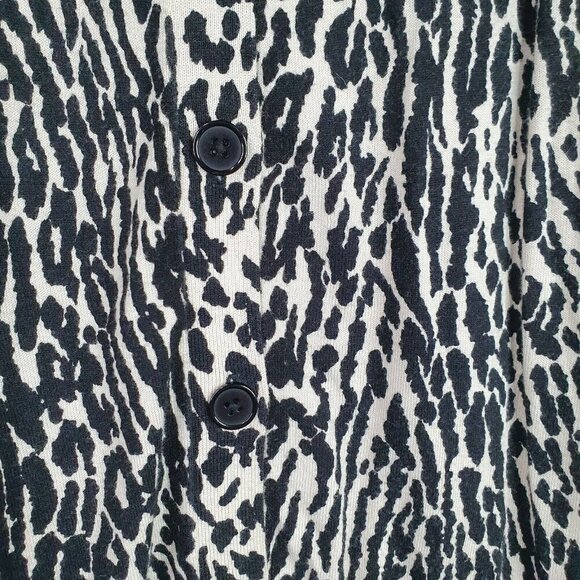 Talbots‎ Animal Print 3/4 Sleeve Sweater Cardigan - Picture 5 of 5